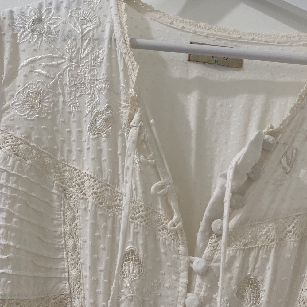 Gorgeous and romantic FILLYBOO White Maxi Dress Medium Fit for a princess! - Picture 4 of 5